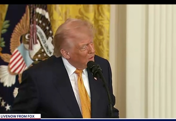 Trump Devotion 'Golden Thread of Devotion': Trump's National Day of Prayer Message